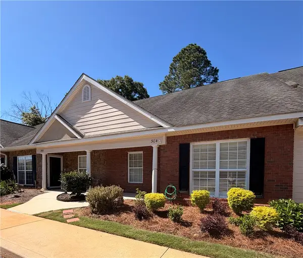 1515 Fitzpatrick Road #304, Opelika, AL 36801
