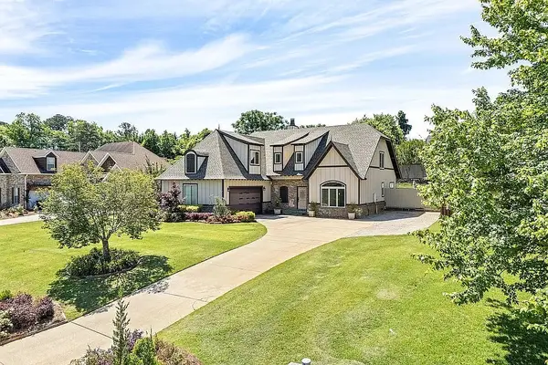 3205 Pinecrest Drive, Opelika, AL 36801