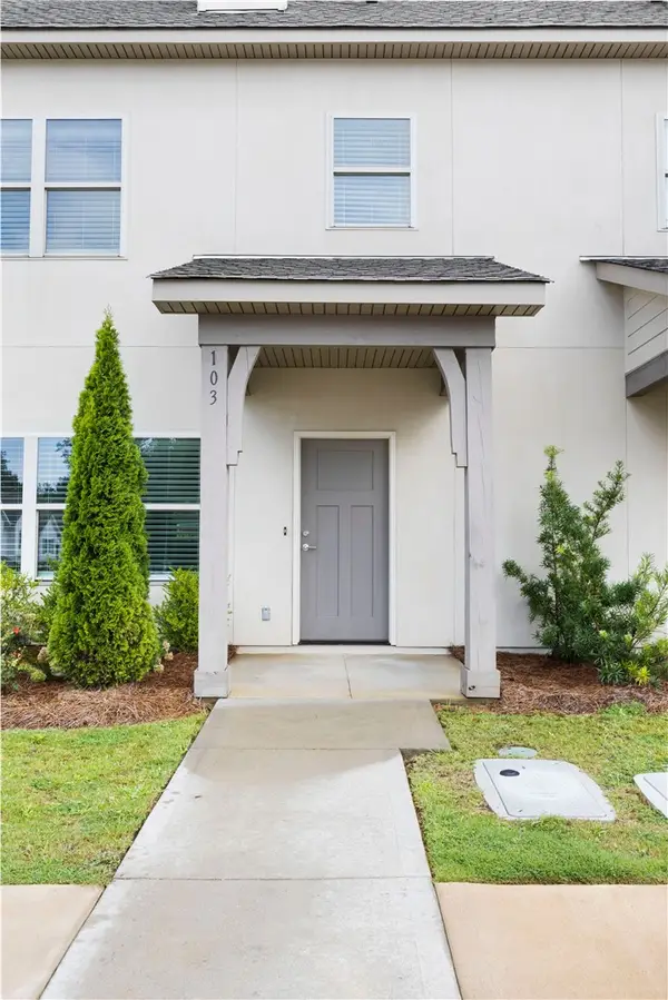 3260 Academy Drive #103, Opelika, AL 36801