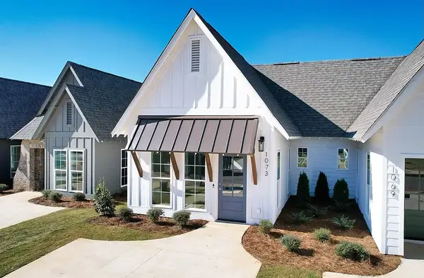 1073 Burrow Circle, Opelika, AL 36801