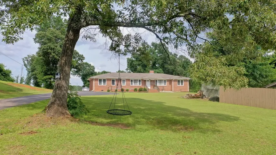 7235 20th Avenue, Valley, AL 36854 - #3