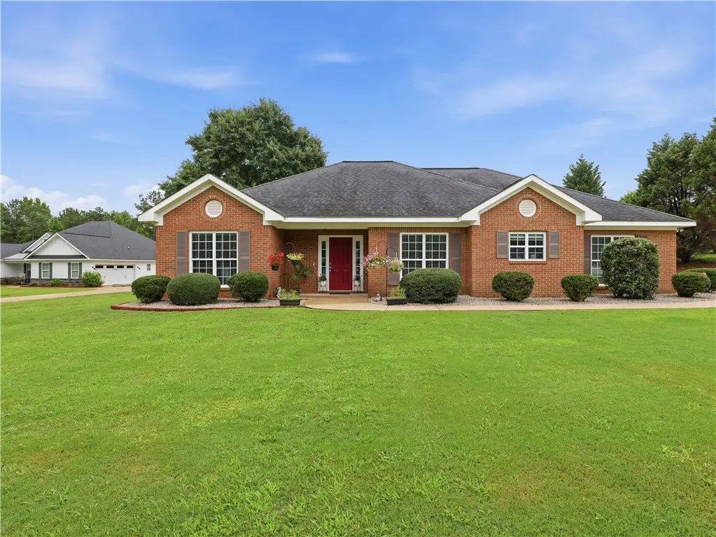 374 Lee Road 370, Valley, AL 36854 - #1