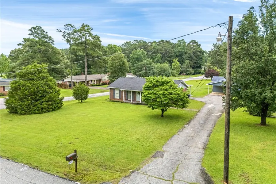 2404 12th Avenue, Valley, AL 36854 - #2