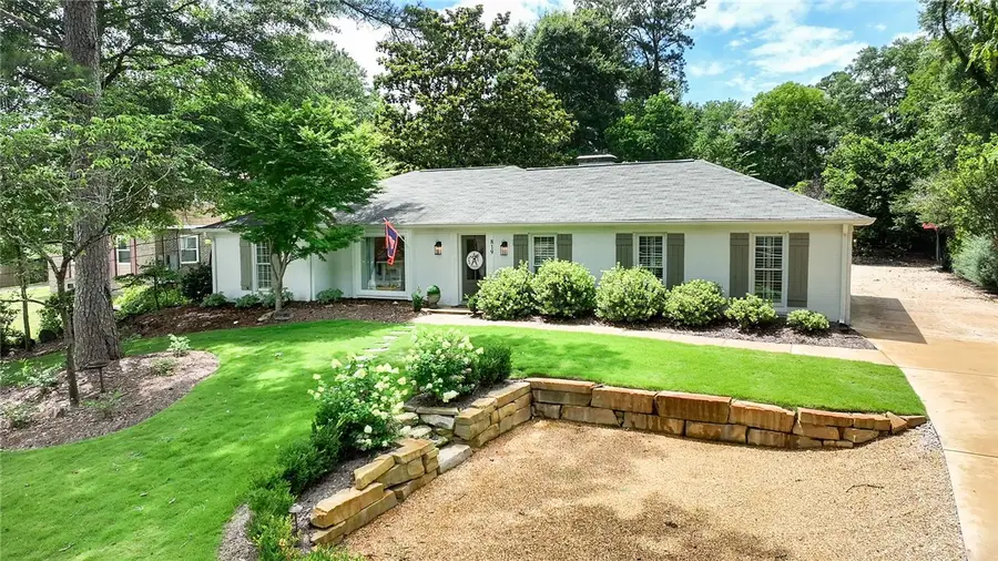 819 E University Drive, Auburn, AL 36830 - #2