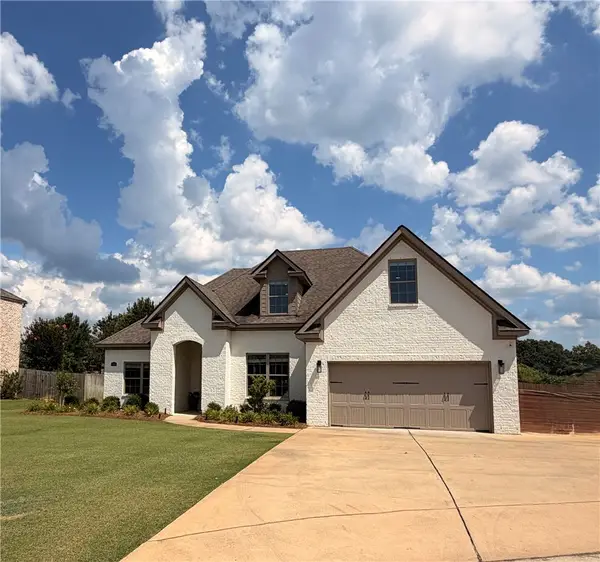 144 Vineyard Court, Auburn, AL 36830