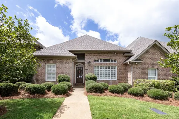 1752 Brookview Court, Auburn, AL 36830