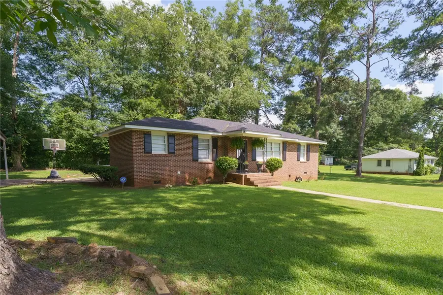 507 S 11th Avenue, Lanett, AL 36863 - #2