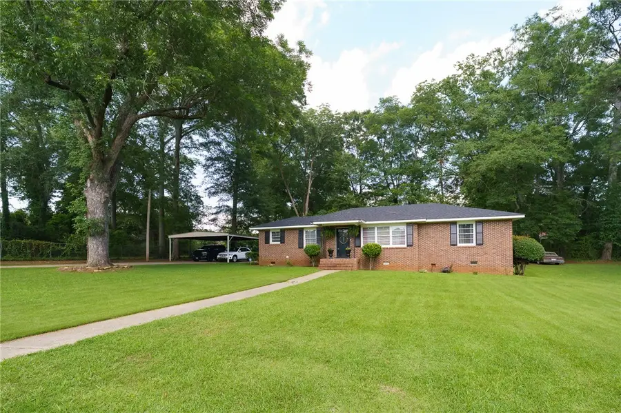 507 S 11th Avenue, Lanett, AL 36863 - #3