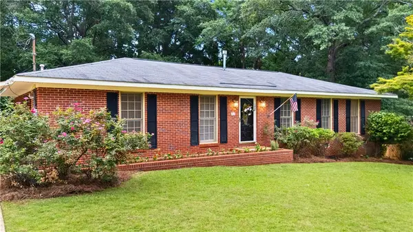 1409 Dunwall Court, Opelika, AL 36801