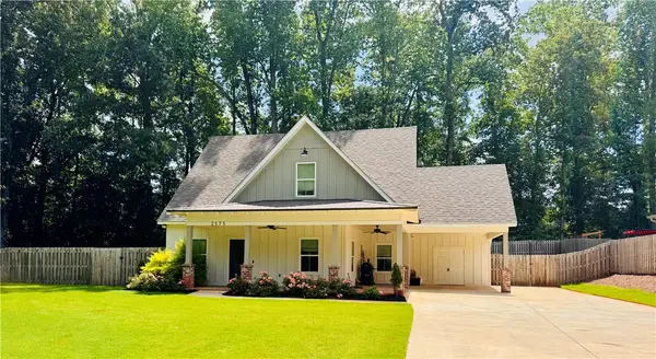 2575 Rocky Brook Road, Opelika, AL 36801
