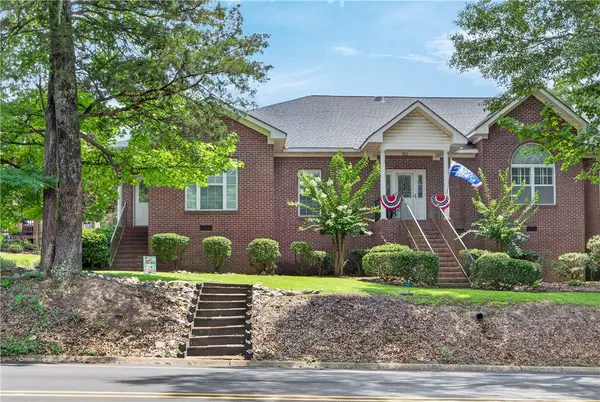 584 E Thach Avenue, Auburn, AL 36830