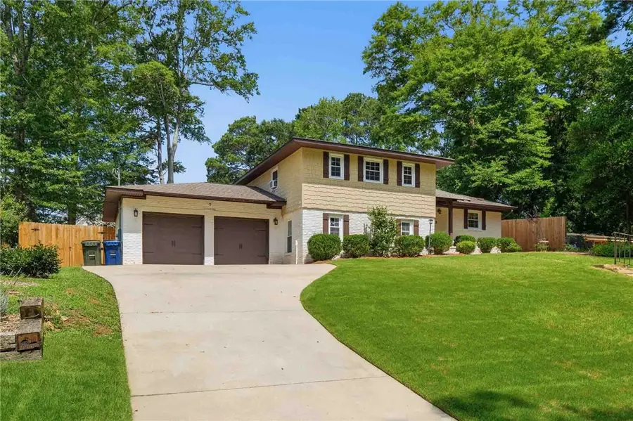 122 S Ryan Street, Auburn, AL 36830 - #3