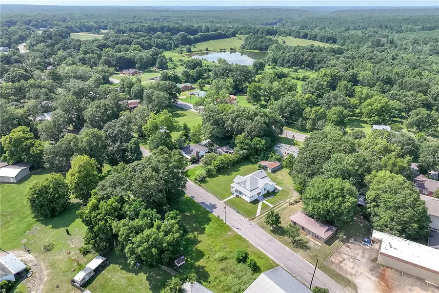 44 West Avenue, Notasulga, AL 36866 - #2