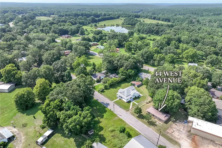 44 West Avenue, Notasulga, AL 36866 - #3