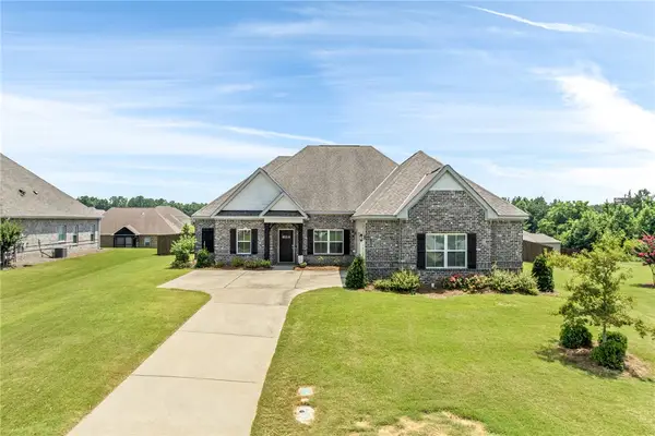 662 High Field Court, Opelika, AL 36804