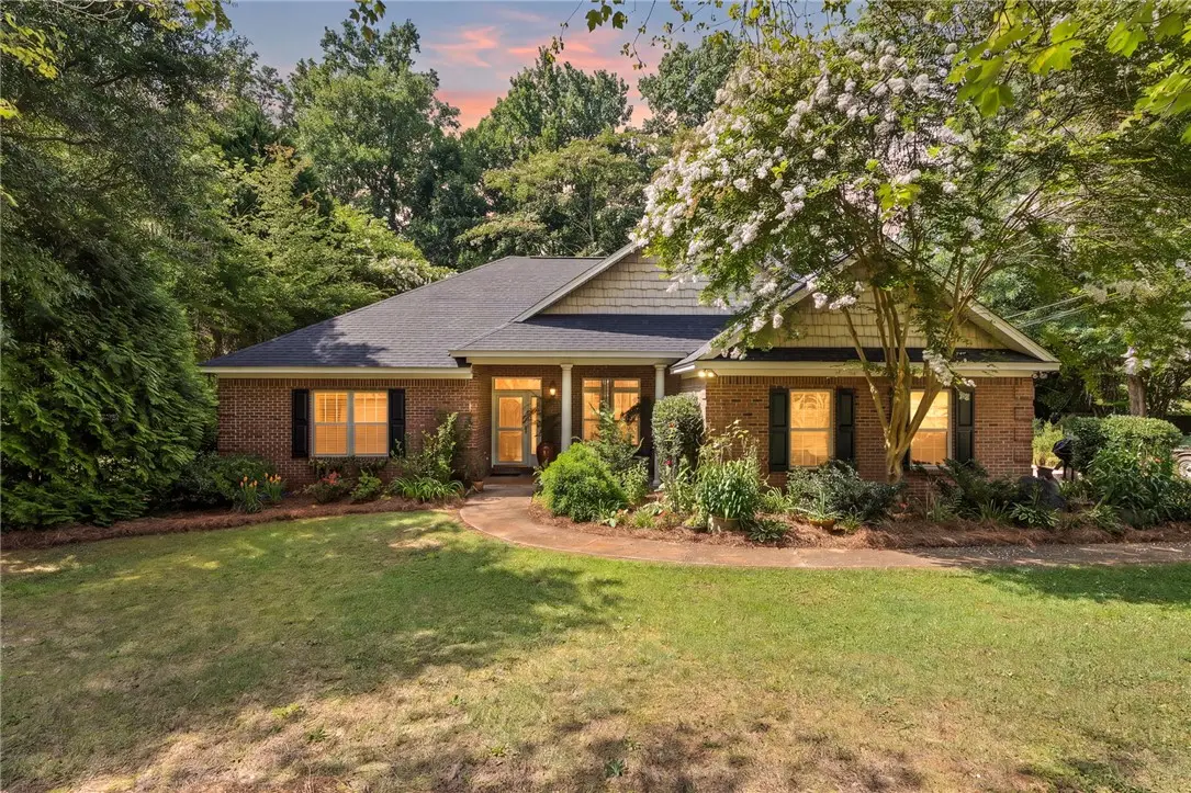 110 N Cedarbrook Drive, Auburn, AL 36830 - #1