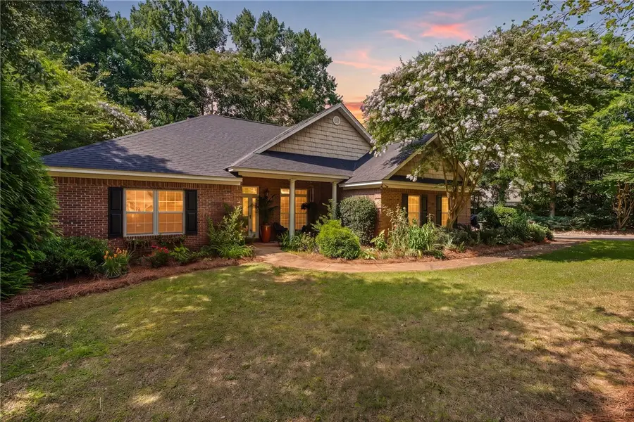 110 N Cedarbrook Drive, Auburn, AL 36830 - #2