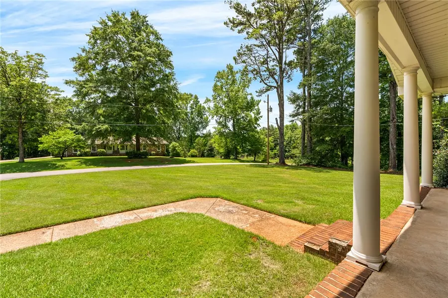 516 Pinecrest Drive E, La Fayette, AL 36801 - #3