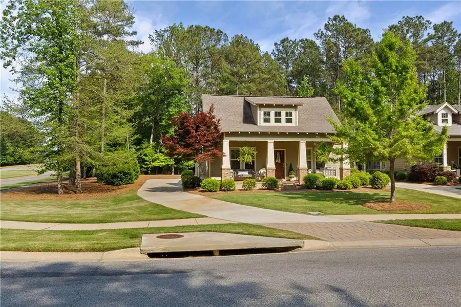 2811 National Village Parkway, Opelika, AL 36801 - #2