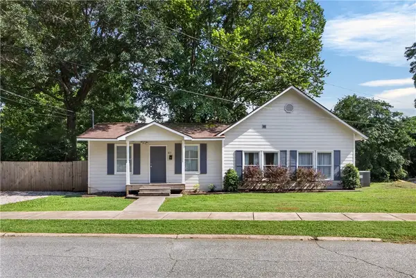 815 Torbert Boulevard, Opelika, AL 36801