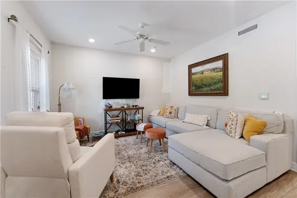 149 S Debardeleben Street #103, Auburn, AL 36830