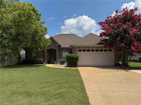 1311 Catherine Drive, Opelika, AL 36801
