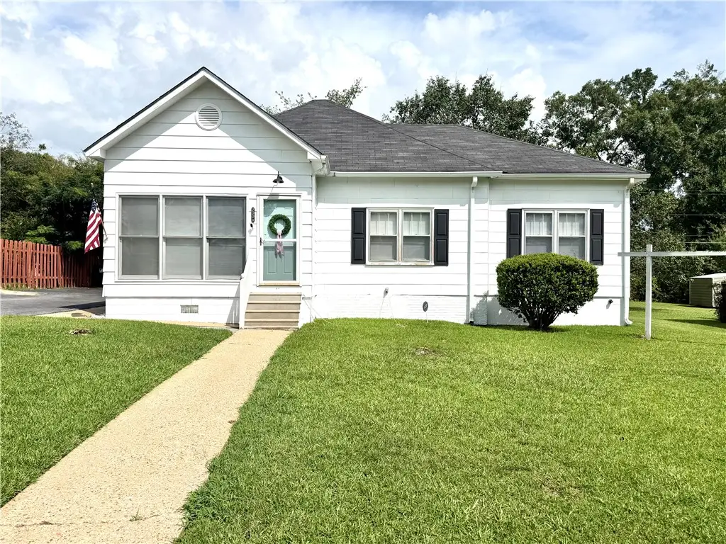 2004 32nd Street, Valley, AL 36854 - #1