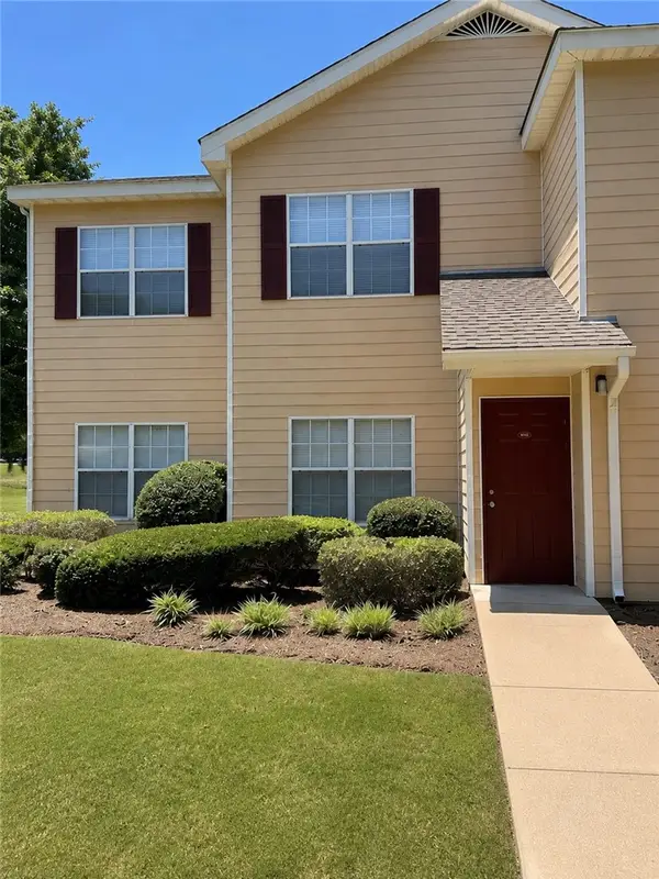447 W Longleaf Drive #104, Auburn, AL 36830