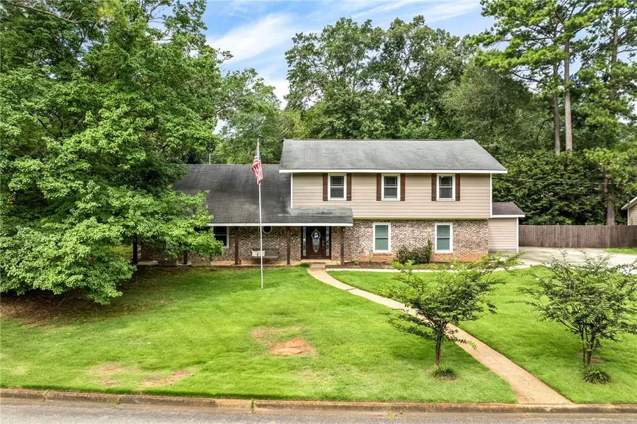 901 Cherokee Road, Auburn, AL 36830 - #2