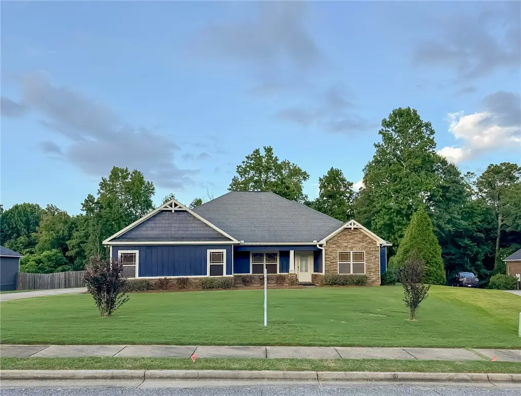 2113 Rockledge Circle, Opelika, AL 36801 - #1