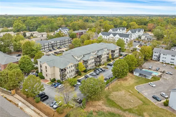 607 W Glenn Avenue #103, Auburn, AL 36832