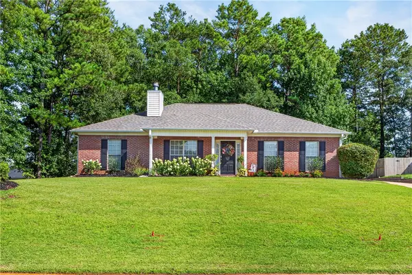 2402 Waterford Drive, Valley, AL 36854