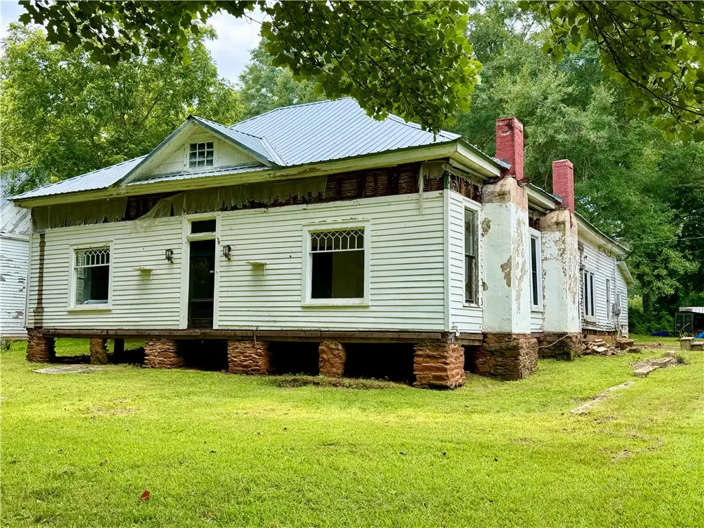 2001 Patrick Street, Waverly, AL 36879 - #1