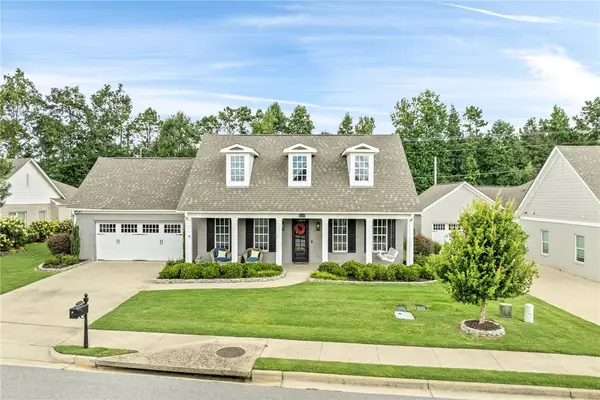 2670 Mill Lakes Ridge, Opelika, AL 36801