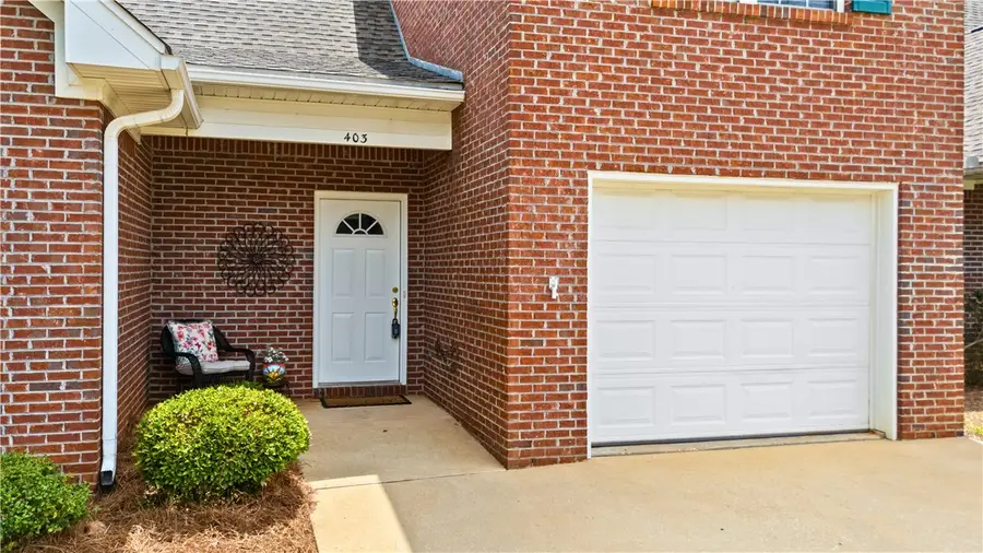 2428 University Drive #403, Auburn, AL 36830 - #2
