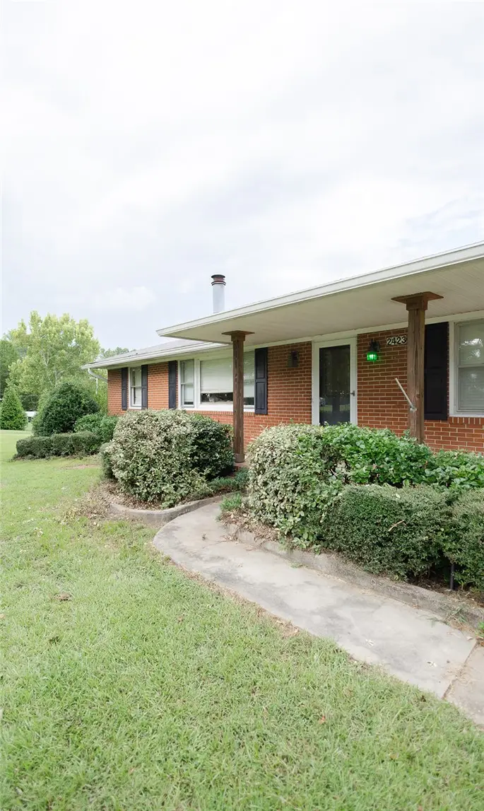 2423 Lee Road 166, Opelika, AL 36804 - #2