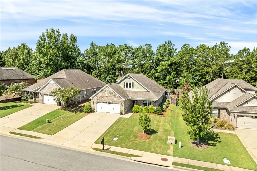 1084 Hampstead Lane, Opelika, AL 36801 - #2