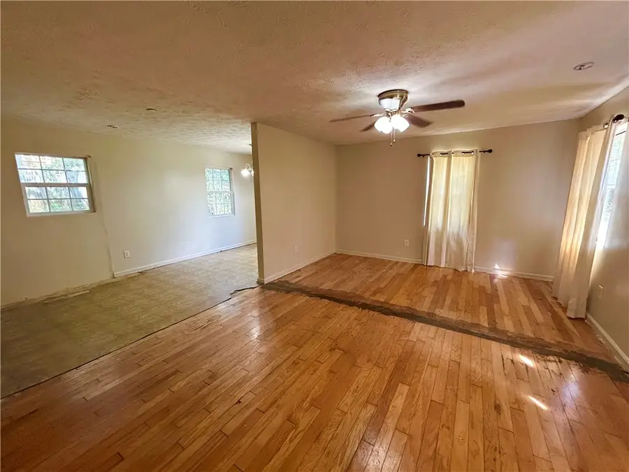 3141 Lee Road 375, Valley, AL 36854 - #3