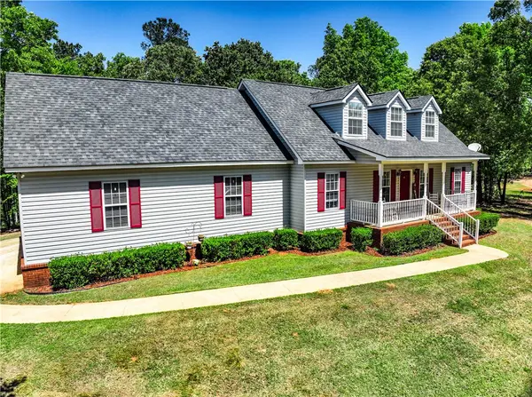 5280 Judge Brown Road, Valley, AL 36854