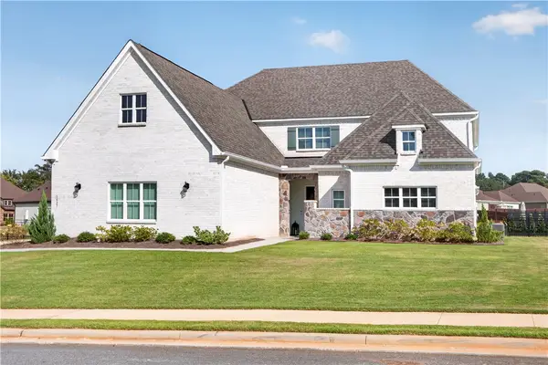 1427 Bramble Lane, Opelika, AL 36801