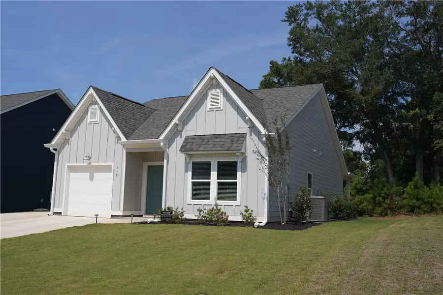 318 Gray Street, Opelika, AL 36801 - #3
