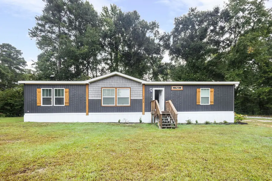 101 Whiterock Road, Phenix City, AL 36869 - #2