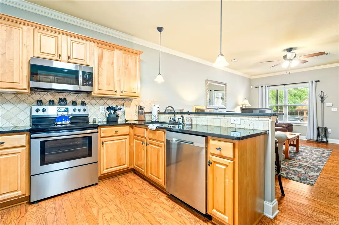 836 W Glenn Avenue #205, Auburn, AL 36830 - #1