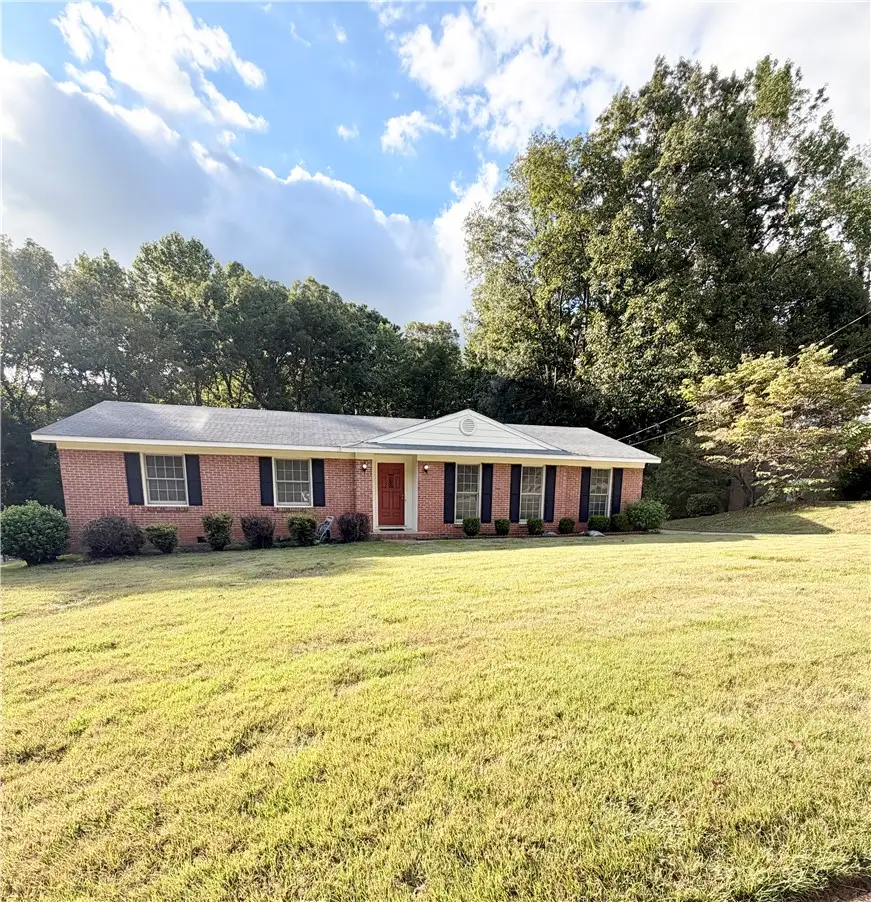 2009 North Hills Drive, Opelika, AL 36801 - #1