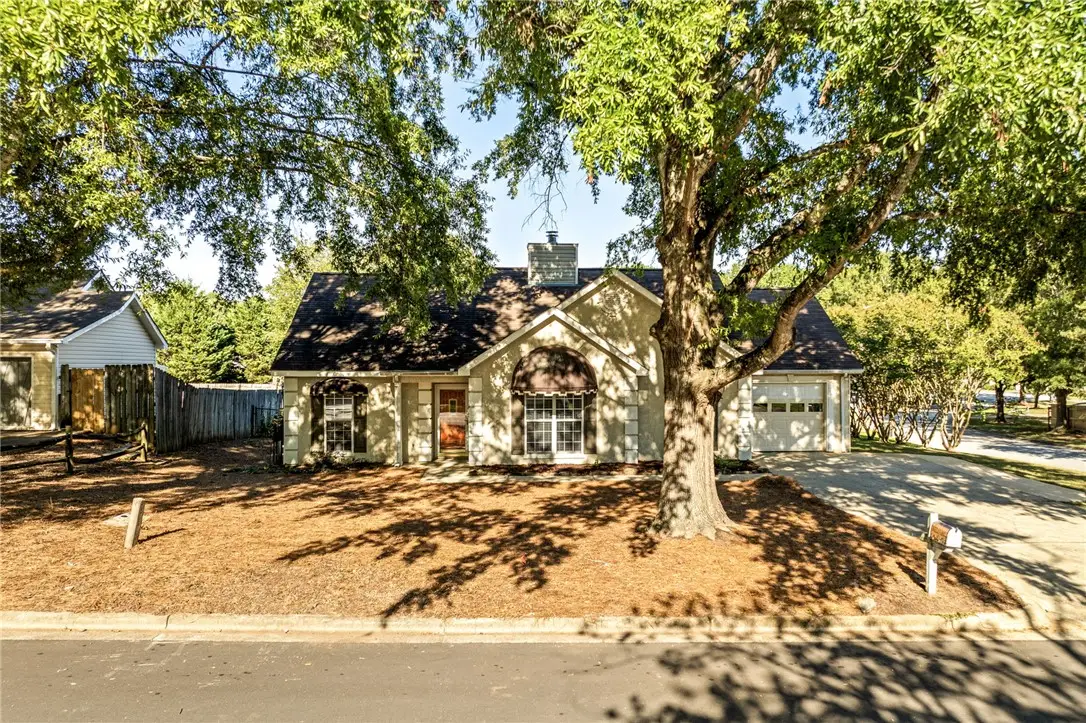 1301 Douglas Street, Opelika, AL 36801 - #1