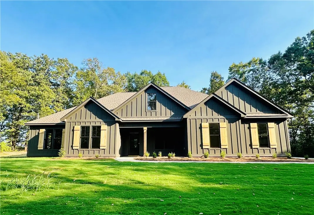 124 Lee Road 182, Opelika, AL 36804 - #1
