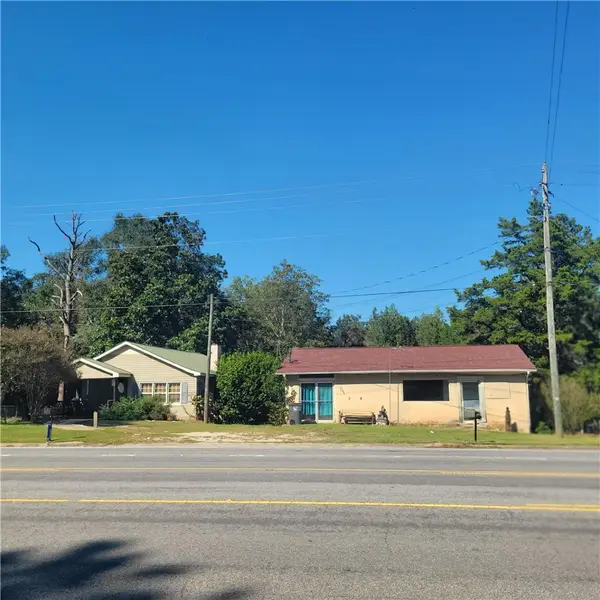 3406 & 3408 Veterans Memorial Parkway, Lanett, AL 36863