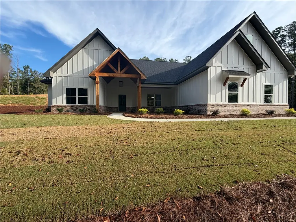 119 Lee Road 2098, Valley, AL 36854 - #1
