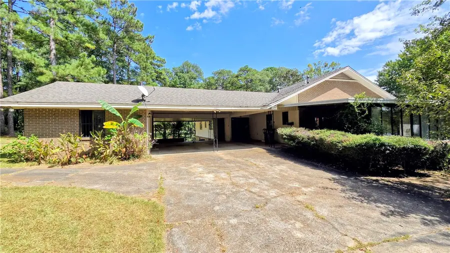 1001 E Lakeshore Drive, Tuskegee, AL 36083 - #2