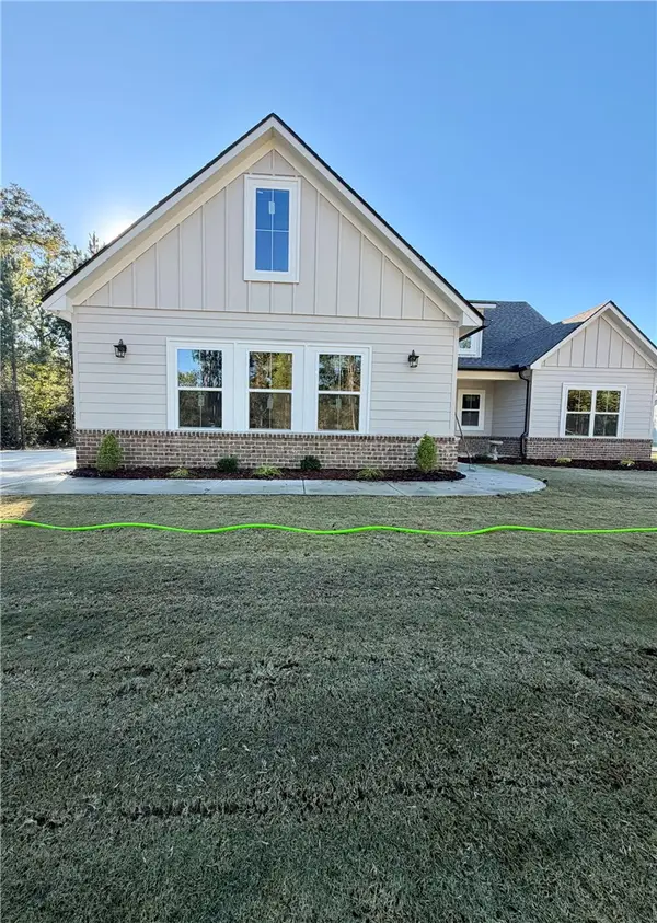 1848 Lee Road 239, Smiths Station, AL 36877